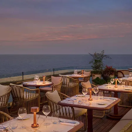 Fairmont Hotel 4*