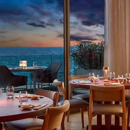 Fairmont 4*