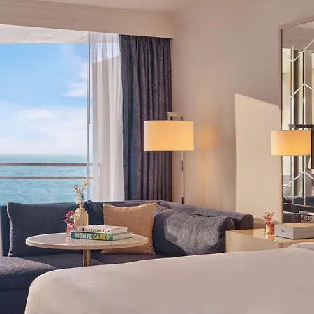 Fairmont Отель 4*