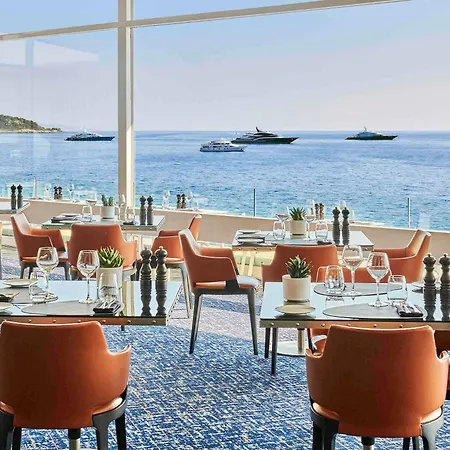 Fairmont Hotel 4*