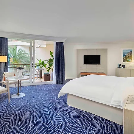 Fairmont Hotel