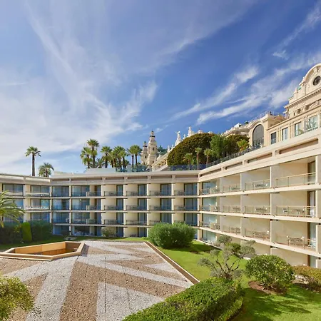 Fairmont Hotel 4*